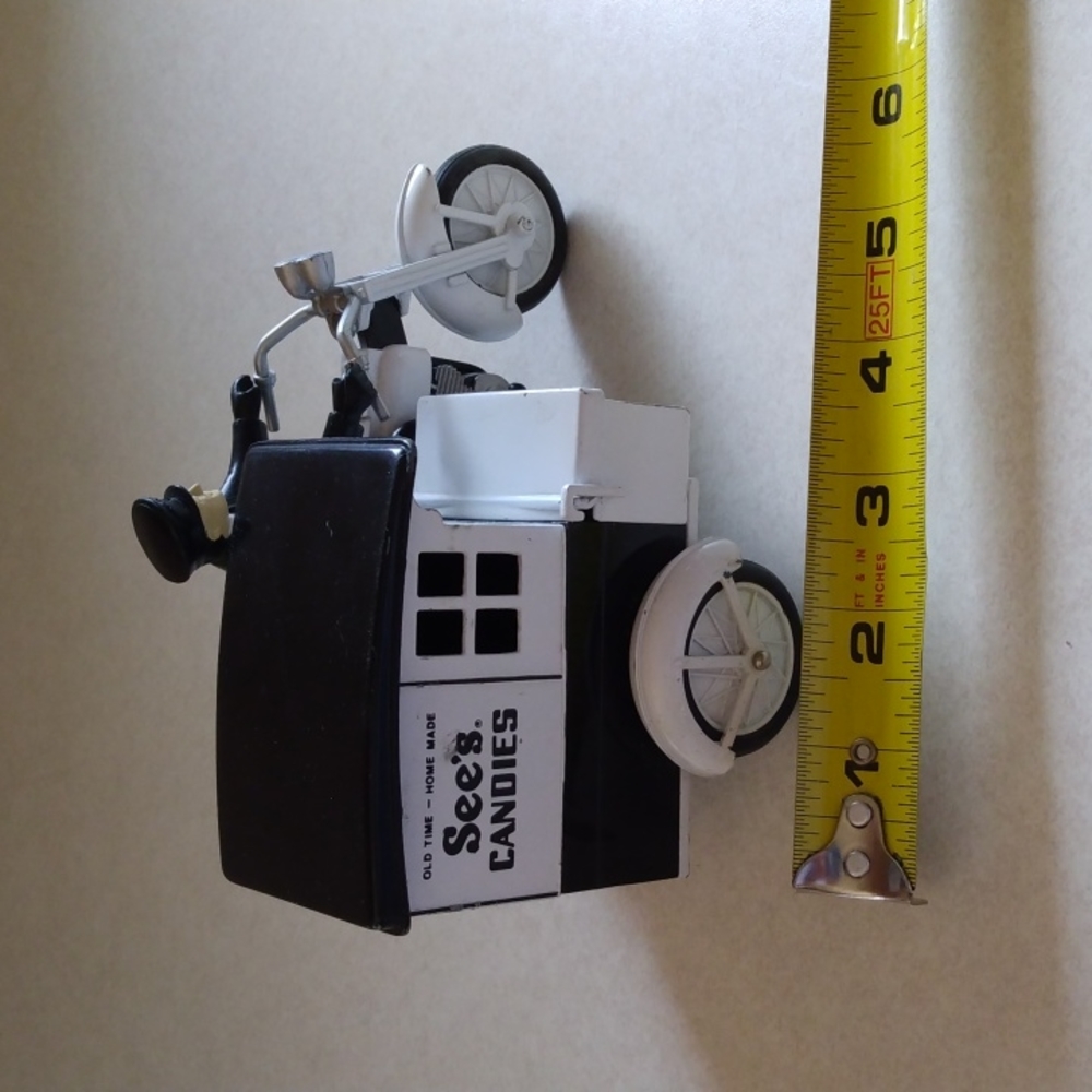 See's Candies Die Cast Metal Black and White Motorcycle Side Car Delivery Wagon - Picture 8 of 8